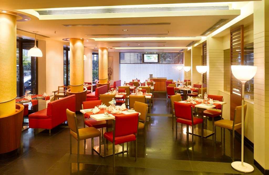 Kenilworth Hotel, Kolkata Restoran gambar
