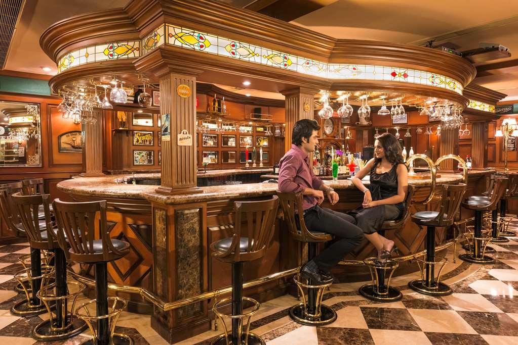 Kenilworth Hotel, Kolkata Restoran gambar