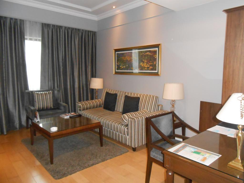 Kenilworth Hotel, Kolkata Luaran gambar